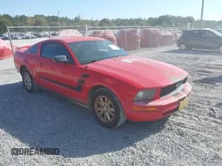 ✅ 2008 Ford Mustang Deluxe • VIN: 1ZVHT80N085109316 • Лот: 43743251. Опубликован ранее на IAAI с пробегом 229 436 миль. Бесплатный доступ к архиву аукционных продаж из США и подробный отчёт об истории автомобиля на DreamBid. Изображение 1.