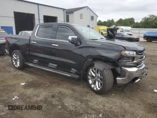 ✅ 2019 Chevrolet Silverado 1500 LTZ • VIN: 3GCUYGED1KG199931 • Lot: 69925864. Wystawiony na Copart z przebiegiem 28 884 mil. Bezpłatny archiwum sprzedaży aukcyjnych z USA i szczegółowy raport historii pojazdu na DreamBid. Zdjęcie 4.