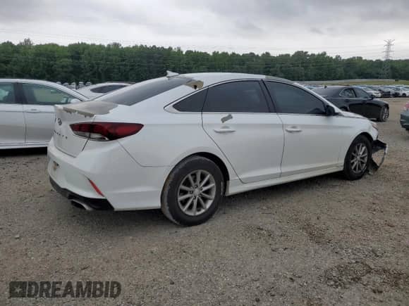 2018 Hyundai Sonata SE с VIN 5NPE24AF3JH646597, выставлен на аукционе Copart как лот 55990555 с пробегом 173 419 миль миль и Списание • Salvage title. История ставок и продаж доступна на DreamBid. Изображение 3.
