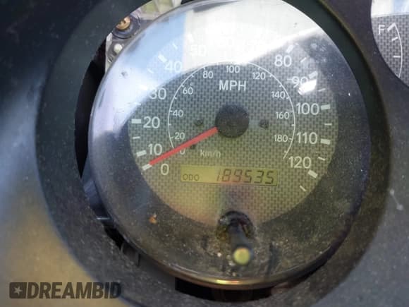 ✅ 1999 Toyota RAV4 • VIN: JT3HP10V9X7132731 • Lot: 42985768. Listed on IAAI with 189,535 mi. Free auction sales archive from the USA and detailed vehicle history report at DreamBid. Image 7.