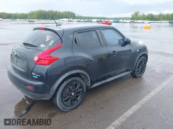 ✅ 2013 Nissan Juke Nismo • VIN: JN8AF5MV8DT209887 • Lot: 42128339. Wystawiony na IAAI z przebiegiem 179 994 mil. Bezpłatny archiwum sprzedaży aukcyjnych z USA i szczegółowy raport historii pojazdu na DreamBid. Zdjęcie 4.