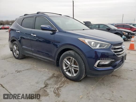 ✅ 2018 Hyundai Santa Fe 2.4L • VIN: 5XYZU3LB5JG507711 • Lot: 45928065. Wystawiony na Copart z przebiegiem 66 969 mil. Bezpłatny archiwum sprzedaży aukcyjnych z USA i szczegółowy raport historii pojazdu na DreamBid. Zdjęcie 4.