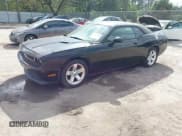 ✅ 2012 Dodge Challenger SXT Plus • VIN: 2C3CDYAG3CH101081 • Лот: 43754692. Опубликован ранее на IAAI с пробегом 397 242 миль. Бесплатный доступ к архиву аукционных продаж из США и подробный отчёт об истории автомобиля на DreamBid. Изображение 2.