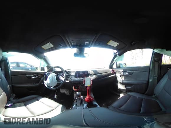 ✅ 2022 Chevrolet Blazer RS • VIN: 3GNKBERS0NS137967 • Lot: 42114057. Wystawiony na IAAI z przebiegiem 61 085 mil. Bezpłatny archiwum sprzedaży aukcyjnych z USA i szczegółowy raport historii pojazdu na DreamBid. Zdjęcie 18.