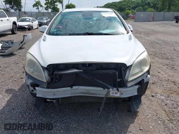 ✅ 2012 Buick Verano • VIN: 1G4PP5SK9C4232353 • Lot: 42765687. Wystawiony na IAAI z przebiegiem 100 717 mil. Bezpłatny archiwum sprzedaży aukcyjnych z USA i szczegółowy raport historii pojazdu na DreamBid. Zdjęcie 6.