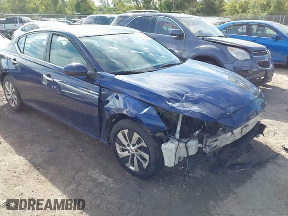 ✅ 2022 Nissan Altima S • VIN: 1N4BL4BV2NN398229 • Lot: 43190845. Listed on IAAI with 131,945 mi. Free auction sales archive from the USA and detailed vehicle history report at DreamBid. Image 1.