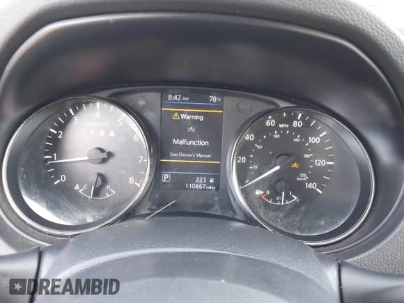 ✅ 2021 Nissan Rogue S • VIN: JN1BJ1AV2MW307035 • Lot: 43032897. Listed on IAAI with 110,667 mi. Free auction sales archive from the USA and detailed vehicle history report at DreamBid. Image 15.