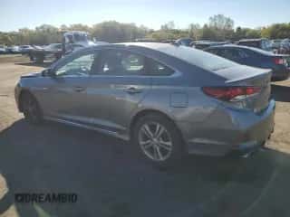 2019 Hyundai Sonata Sport z VIN 5NPE34AF1KH815305, wystawiony jako Copart lot #85528625 z przebiegiem 32 571 mil mil oraz Szkoda całkowita • Salvage title. Historia ofert i sprzedaży dostępna na DreamBid. Obrazek 2.