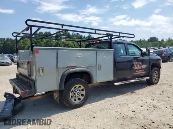 ✅ 2012 Chevrolet Silverado 1500 • VIN: 1GB5CZCG2CZ171198 • Lot: 68287895. Wystawiony na Copart z przebiegiem 246 684 mil. Bezpłatny archiwum sprzedaży aukcyjnych z USA i szczegółowy raport historii pojazdu na DreamBid. Zdjęcie 3.