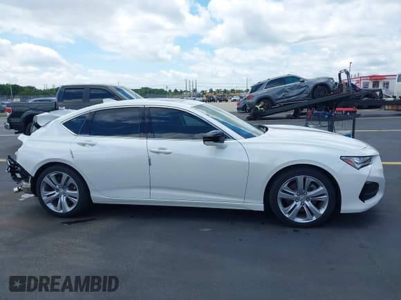 ✅ 2022 Acura TLX Technology • VIN: 19UUB5F44NA004283 • Lot: 42263174. Wystawiony na IAAI z przebiegiem 22 474 mil. Bezpłatny archiwum sprzedaży aukcyjnych z USA i szczegółowy raport historii pojazdu na DreamBid. Zdjęcie 14.