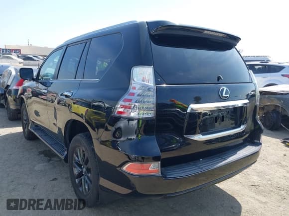 ✅ 2020 Lexus GX 460 Premium • VIN: JTJAM7BX6L5251833 • Lot: 42465939. Listed on IAAI with 85,614 mi. Free auction sales archive from the USA and detailed vehicle history report at DreamBid. Image 3.