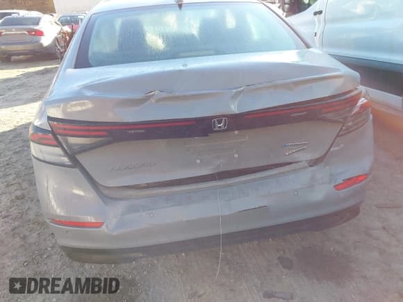 ✅ 2023 Honda Accord Touring • VIN: 1HGCY2F81PA035036 • Lot: 43503792. Listed on IAAI with Not provided. Free auction sales archive from the USA and detailed vehicle history report at DreamBid. Image 16.
