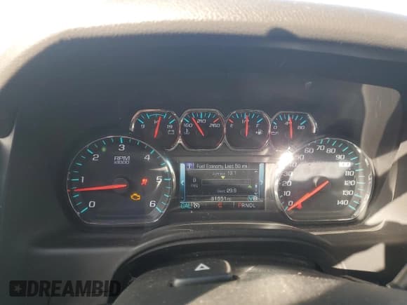 ✅ 2020 Chevrolet Tahoe LT • VIN: 1GNSCBKC4LR292052 • Lot: 44779625. Wystawiony na Copart z przebiegiem 81 551 mil. Bezpłatny archiwum sprzedaży aukcyjnych z USA i szczegółowy raport historii pojazdu na DreamBid. Zdjęcie 9.