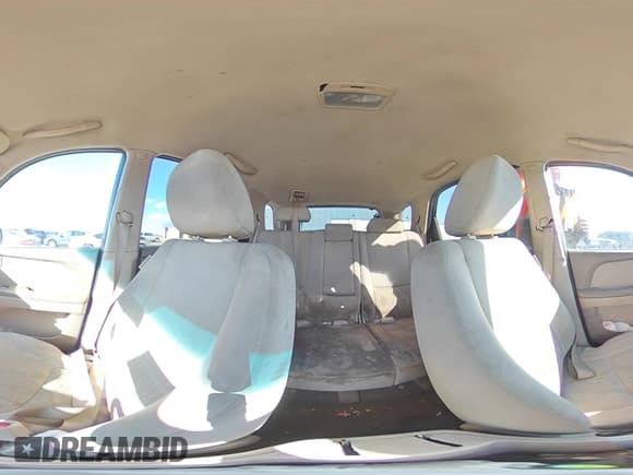 ✅ 2009 Kia Sportage LX • VIN: KNDJF724X97571379 • Lot: 90826215. Wystawiony na Copart z przebiegiem 143 239 mil. Bezpłatny archiwum sprzedaży aukcyjnych z USA i szczegółowy raport historii pojazdu na DreamBid. Zdjęcie 15.