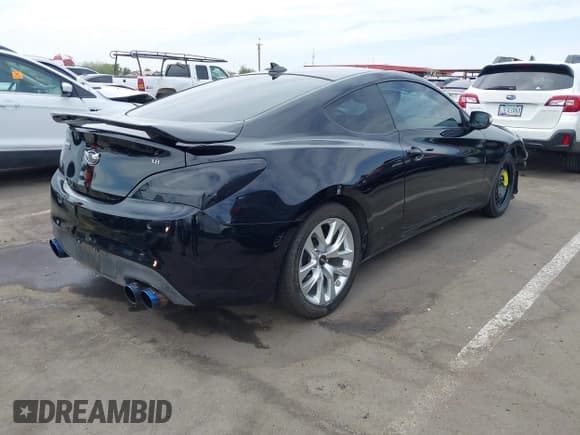 ✅ 2016 Hyundai Genesis Coupe 3.8L Base • VIN: KMHHT6KJ4GU134415 • Lot: 42360259. Wystawiony na IAAI z przebiegiem 54 653 mil. Bezpłatny archiwum sprzedaży aukcyjnych z USA i szczegółowy raport historii pojazdu na DreamBid. Zdjęcie 4.