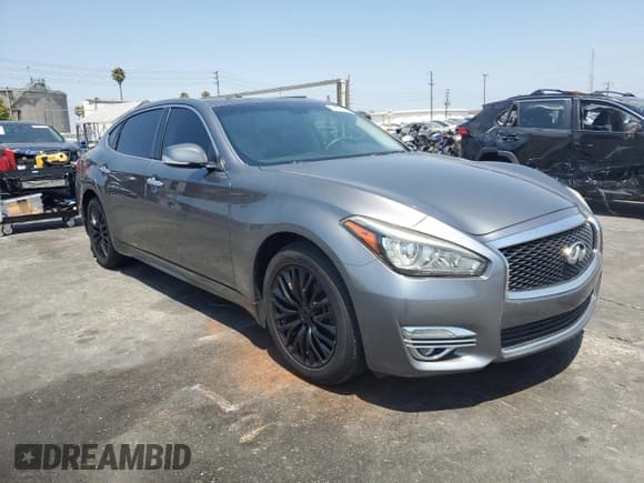 ✅ 2016 Infiniti Q70 • VIN: JN1BY1PP9GM630163 • Lot: 68874235. Wystawiony na Copart z przebiegiem 150 777 mil. Bezpłatny archiwum sprzedaży aukcyjnych z USA i szczegółowy raport historii pojazdu na DreamBid. Zdjęcie 4.