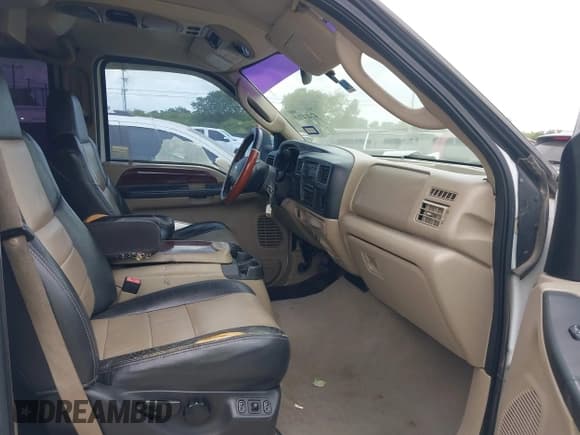 ✅ 2005 Ford Excursion Eddie Bauer • VIN: 1FMNU44L25ED02868 • Лот: 42414710. Опубликован ранее на IAAI с пробегом 30 486 миль. Бесплатный доступ к архиву аукционных продаж из США и подробный отчёт об истории автомобиля на DreamBid. Изображение 5.