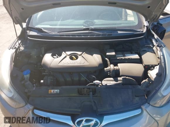 ✅ 2016 Hyundai Elantra SE • VIN: 5NPDH4AE8GH691335 • Lot: 43355755. Listed on IAAI with 151,453 mi. Free auction sales archive from the USA and detailed vehicle history report at DreamBid. Image 10.