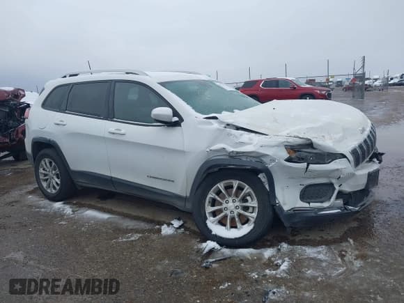 ✅ 2021 Jeep Cherokee Latitude • VIN: 1C4PJMCB8MD125181 • Lot: 41273576. Listed on IAAI with 47,550 mi. Free auction sales archive from the USA and detailed vehicle history report at DreamBid. Image 13.