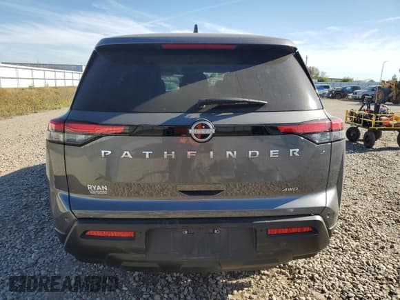 ✅ 2024 Nissan Pathfinder S • VIN: 5N1DR3AC0RC248371 • Lot: 84772185. Wystawiony na Copart z przebiegiem 7 772 mil. Bezpłatny archiwum sprzedaży aukcyjnych z USA i szczegółowy raport historii pojazdu na DreamBid. Zdjęcie 6.