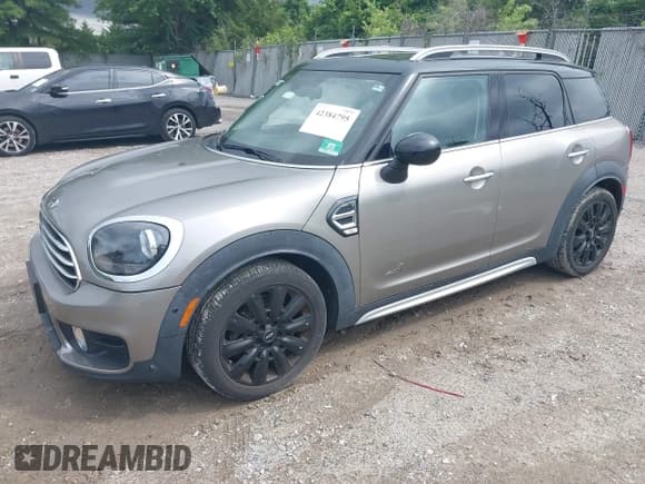 ✅ 2018 MINI Countryman Cooper • VIN: WMZYV5C39J3E02982 • Lot: 42384795. Wystawiony na IAAI z przebiegiem 74 599 mil. Bezpłatny archiwum sprzedaży aukcyjnych z USA i szczegółowy raport historii pojazdu na DreamBid. Zdjęcie 2.