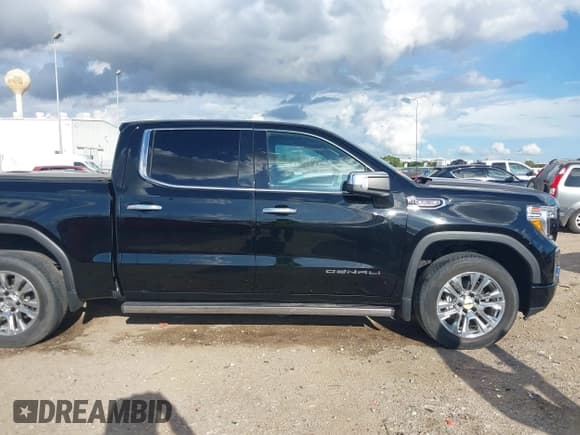 ✅ 2021 GMC Sierra 1500 Denali • VIN: 3GTU9FELXMG337175 • Lot: 43262344. Listed on IAAI with 26,877 mi. Free auction sales archive from the USA and detailed vehicle history report at DreamBid. Image 13.