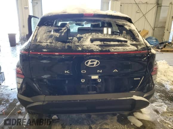 2024 Hyundai Kona SEL with VIN KM8HBCAB0RU174778, listed as a Copart auction lot 87528105 with 10,754 mi miles and Non repairable. Bid and sale history available at DreamBid. Image 6.