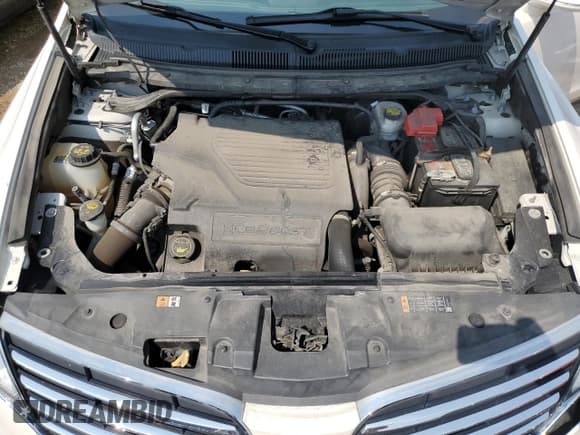 ✅ 2019 Lincoln MKT Reserve • VIN: 2LMHJ5AT3KBL00073 • Лот: 64796224. Опубликован ранее на Copart с пробегом 119 987 миль. Бесплатный доступ к архиву аукционных продаж из США и подробный отчёт об истории автомобиля на DreamBid. Изображение 12.