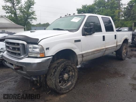 ✅ 2001 Ford F-250 XL • VIN: 1FTNW21LX1EC61505 • Lot: 43008611. Wystawiony na IAAI z przebiegiem 252 197 mil. Bezpłatny archiwum sprzedaży aukcyjnych z USA i szczegółowy raport historii pojazdu na DreamBid. Zdjęcie 2.