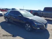 ✅ 2022 Nissan Altima SV • VIN: 1N4BL4DV4NN410930 • Lot: 43545566. Wystawiony na IAAI z przebiegiem 46 765 mil. Bezpłatny archiwum sprzedaży aukcyjnych z USA i szczegółowy raport historii pojazdu na DreamBid. Zdjęcie 1.