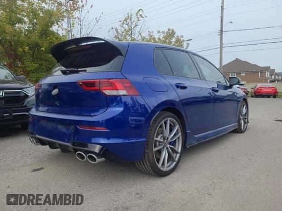 ✅ 2024 Volkswagen Golf R • VIN: WVWEB7CD2RW190773 • Lot: 75619754. Listed on Copart with 2,669 mi. Free auction sales archive from the USA and detailed vehicle history report at DreamBid. Image 4.
