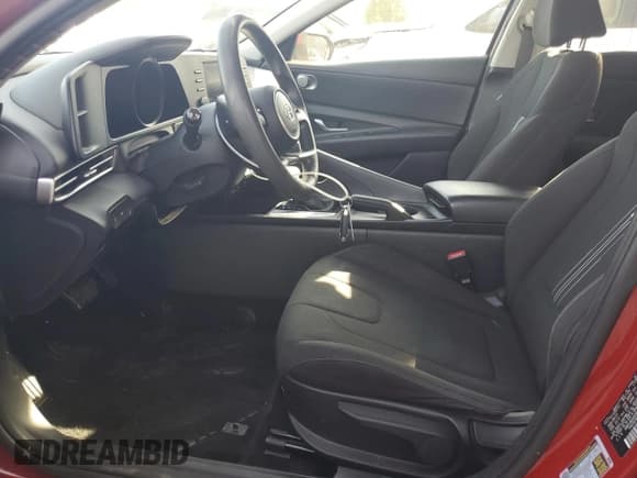 ✅ 2022 Hyundai Elantra SEL • VIN: KMHLM4AG0NU246031 • Lot: 91425255. Listed on Copart with 88,180 mi. Free auction sales archive from the USA and detailed vehicle history report at DreamBid. Image 7.