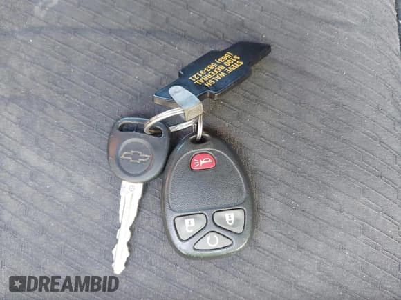 ✅ 2012 Chevrolet Silverado 1500 LT • VIN: 1GCPKSE74CF145134 • Lot: 43698193. Wystawiony na IAAI z przebiegiem 156 828 mil. Bezpłatny archiwum sprzedaży aukcyjnych z USA i szczegółowy raport historii pojazdu na DreamBid. Zdjęcie 11.