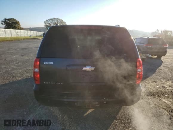 ✅ 2009 Chevrolet Suburban 2LT • VIN: 1GNFK26349R267384 • Lot: 82778755. Listed on Copart with 250,333 mi. Free auction sales archive from the USA and detailed vehicle history report at DreamBid. Image 6.