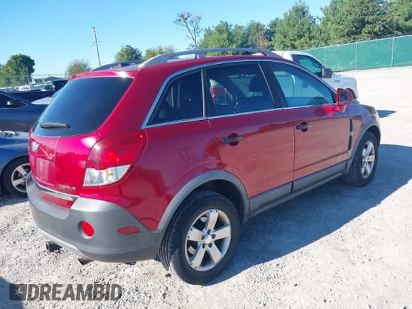 ✅ 2012 Chevrolet Captiva Sport LS • VIN: 3GNAL2EK0CS565886 • Lot: 43416014. Wystawiony na IAAI z przebiegiem 172 440 mil. Bezpłatny archiwum sprzedaży aukcyjnych z USA i szczegółowy raport historii pojazdu na DreamBid. Zdjęcie 4.