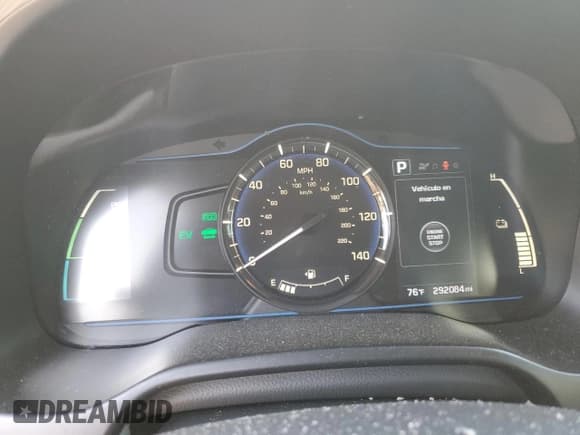 ✅ 2017 Hyundai Ioniq Blue • VIN: KMHC65LC2HU048114 • Lot: 77302014. Wystawiony na Copart z przebiegiem 292 084 mil. Bezpłatny archiwum sprzedaży aukcyjnych z USA i szczegółowy raport historii pojazdu na DreamBid. Zdjęcie 9.