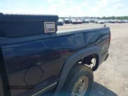 ✅ 2002 Chevrolet Silverado 2500HD LS • VIN: 1GCHK23162F217596 • Lot: 40356575. Listed on IAAI with 205,602 mi. Free auction sales archive from the USA and detailed vehicle history report at DreamBid. Image 6.