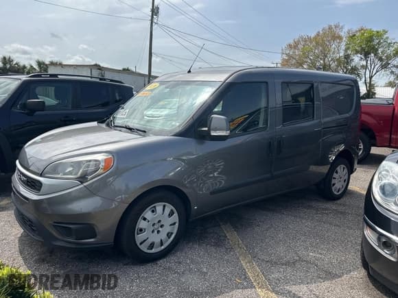 ✅ 2020 Ram ProMaster City Passenger SLT • VIN: ZFBHRFBB4L6R56337 • Lot: 48783195. Wystawiony na Copart z przebiegiem 102 466 mil. Bezpłatny archiwum sprzedaży aukcyjnych z USA i szczegółowy raport historii pojazdu na DreamBid. Zdjęcie 2.