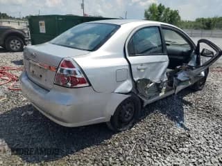 ✅ 2007 Chevrolet Aveo LS • VIN: KL1TD56627B150305 • Lot: 61729215. Wystawiony na Copart z przebiegiem 121 970 mil. Bezpłatny archiwum sprzedaży aukcyjnych z USA i szczegółowy raport historii pojazdu na DreamBid. Zdjęcie 3.