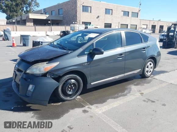 ✅ 2011 Toyota Prius I • VIN: JTDKN3DU2B0305267 • Lot: 43492022. Listed on IAAI with 206,085 mi. Free auction sales archive from the USA and detailed vehicle history report at DreamBid. Image 2.