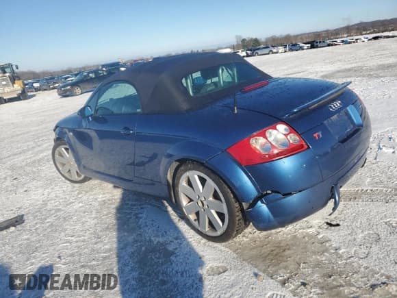 ✅ 2003 Audi TT • VIN: TRUUT28N631015532 • Lot: 86550814. Listed on Copart with 73,093 mi. Free auction sales archive from the USA and detailed vehicle history report at DreamBid. Image 2.