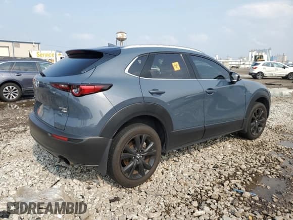 ✅ 2023 Mazda CX-30 Premium • VIN: 3MVDMBDY2PM579533 • Lot: 66742055. Wystawiony na Copart z przebiegiem Nie podano. Bezpłatny archiwum sprzedaży aukcyjnych z USA i szczegółowy raport historii pojazdu na DreamBid. Zdjęcie 3.