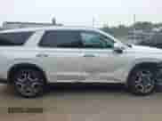 2024 Hyundai Palisade SEL с VIN KM8R4DGE1RU781553, выставлен на аукционе IAAI как лот 42905054 с пробегом 23 177 миль миль и . История ставок и продаж доступна на DreamBid. Изображение 13.