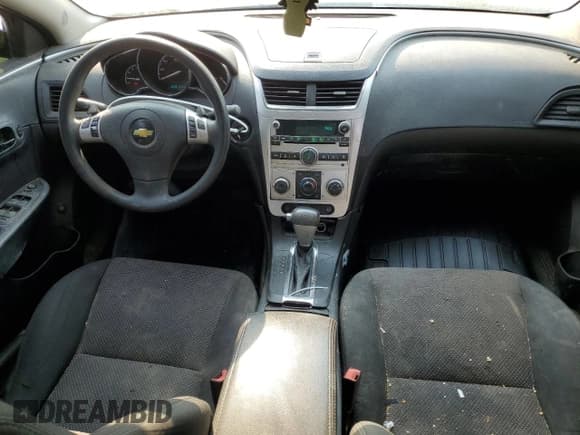 ✅ 2010 Chevrolet Malibu 1LT • VIN: 1G1ZC5EB3AF286634 • Lot: 70680604. Listed on Copart with 177,533 mi. Free auction sales archive from the USA and detailed vehicle history report at DreamBid. Image 8.