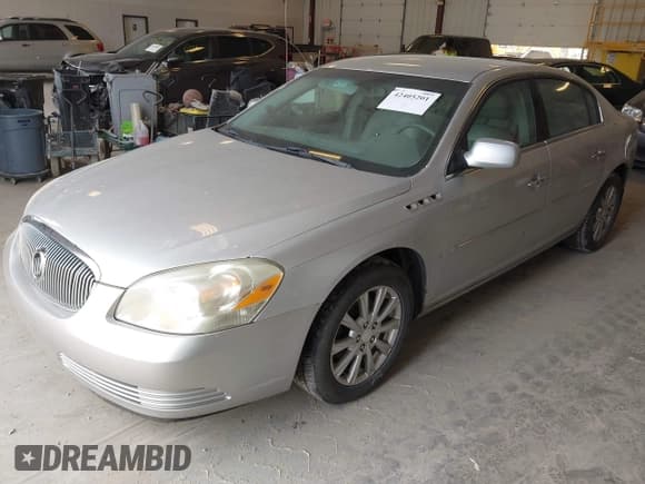 ✅ 2009 Buick Lucerne CX-2 • VIN: 1G4HP57M69U112727 • Lot: 42405201. Wystawiony na IAAI z przebiegiem 165 572 mil. Bezpłatny archiwum sprzedaży aukcyjnych z USA i szczegółowy raport historii pojazdu na DreamBid. Zdjęcie 2.