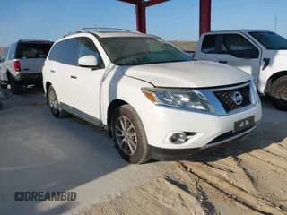 ✅ 2014 Nissan Pathfinder SV • VIN: 5N1AR2MN4EC626860 • Lot: 42094147. Listed on IAAI with 275,819 mi. Free auction sales archive from the USA and detailed vehicle history report at DreamBid. Image 1.