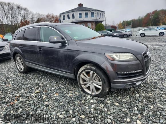 ✅ 2011 Audi Q7 Premium Plus • VIN: WA1LGAFE1BD002007 • Lot: 92279415. Wystawiony na Copart z przebiegiem 153 787 mil. Bezpłatny archiwum sprzedaży aukcyjnych z USA i szczegółowy raport historii pojazdu na DreamBid. Zdjęcie 4.