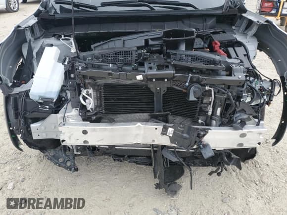 ✅ 2025 Nissan Pathfinder Platinum • VIN: 5N1DR3DG8SC212514 • Lot: 85929725. Listed on Copart with 6,324 mi. Free auction sales archive from the USA and detailed vehicle history report at DreamBid. Image 12.