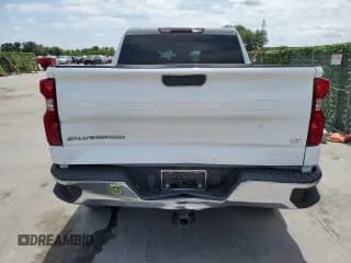 ✅ 2020 Chevrolet Silverado 1500 LT • VIN: 1GCPWCED9LZ123886 • Lot: 58323284. Wystawiony na Copart z przebiegiem 177 278 mil. Bezpłatny archiwum sprzedaży aukcyjnych z USA i szczegółowy raport historii pojazdu na DreamBid. Zdjęcie 6.