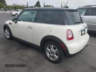 2013 MINI Hardtop with VIN WMWSU3C51DT687156, listed as a IAAI auction lot 42750063 with 93,002 mi miles and . Bid and sale history available at DreamBid. Image 3.